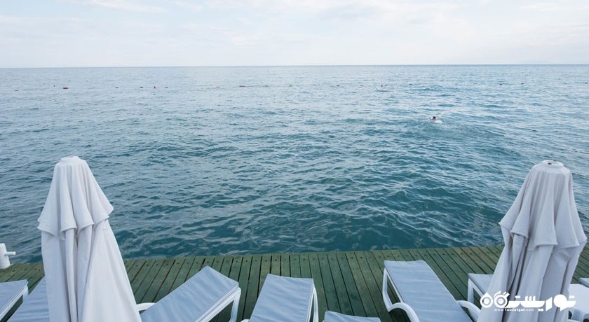 اسکله اختصاصی هتل